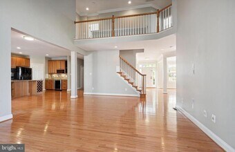 43708 Red House Dr in Leesburg, VA - Building Photo - Building Photo