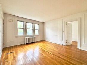 53 Treat Ave in Stamford, CT - Building Photo - Building Photo