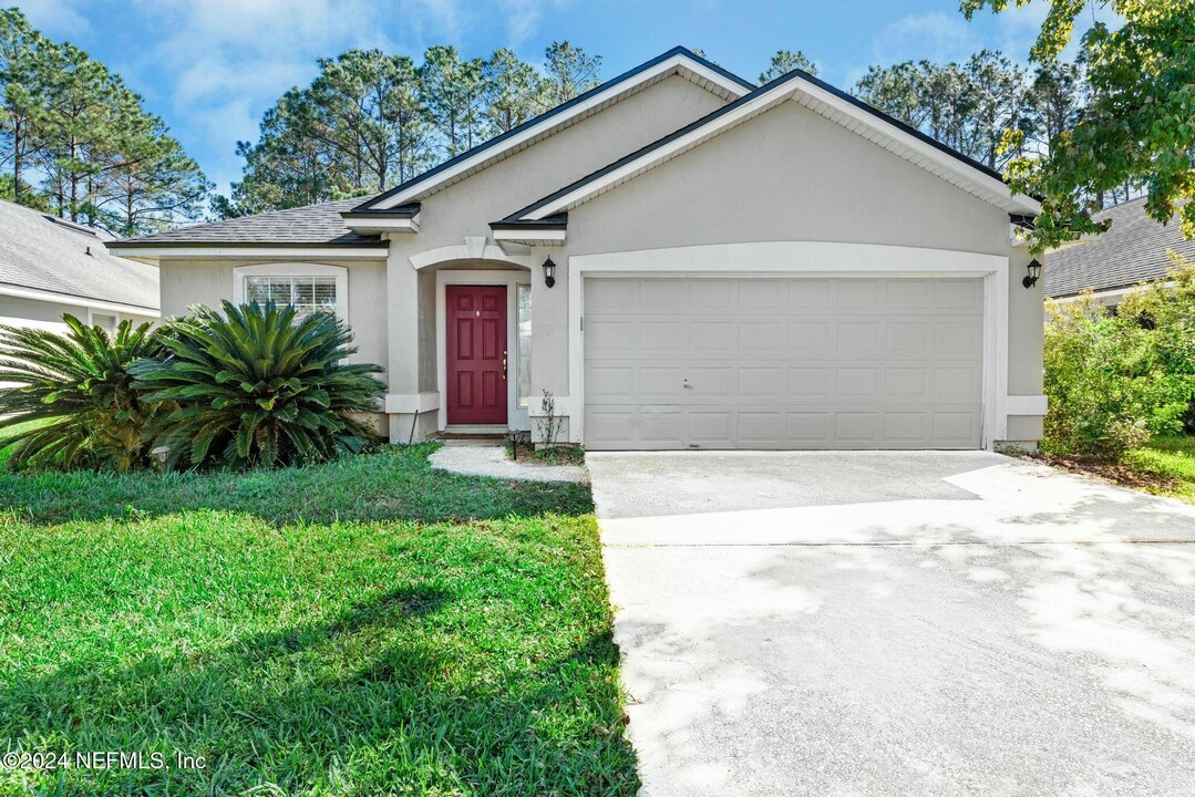 1113 Moosehead Dr in Orange Park, FL - Building Photo