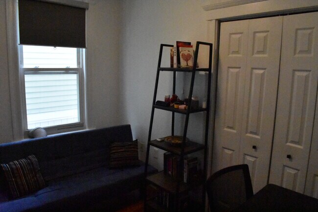 4A Rockledge St, Unit 1 in Boston, MA - Foto de edificio - Building Photo