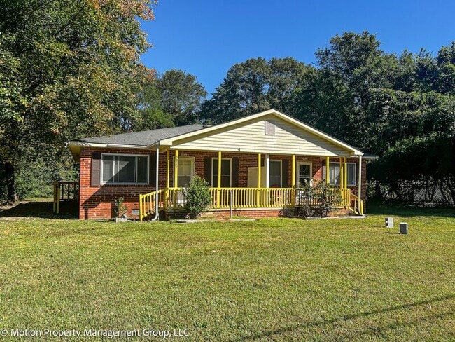 property at 3079 Marie Cir