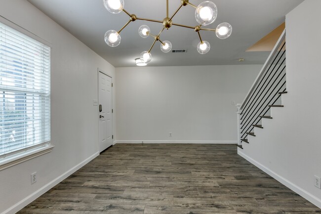 15219 Spring Land in San Antonio, TX - Building Photo - Building Photo