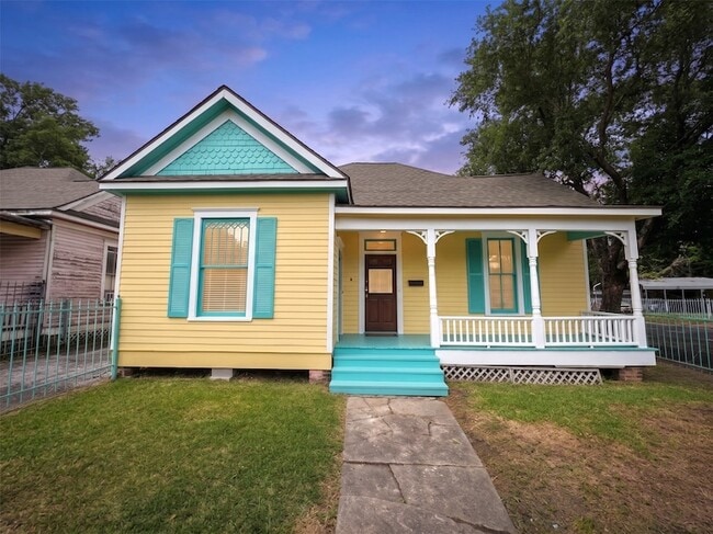 property at 2119 Hardy St