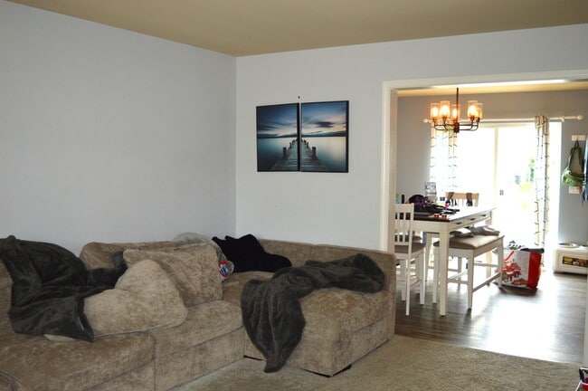 8917 Snowberry Ln in Verona, WI - Foto de edificio - Building Photo