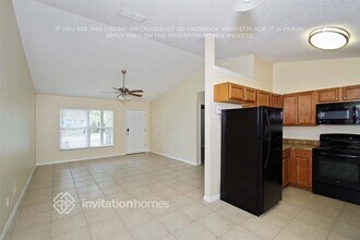 320 San Lanta Cir in Sanford, FL - Building Photo - Building Photo