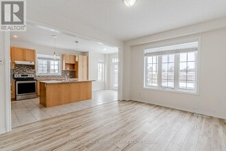 58 Oliver's Mill Rd in Springwater, ON - Building Photo - Building Photo