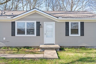 226 Tobacco Rd in Clarksville, TN - Building Photo - Building Photo