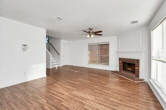 2318 Poco Dr in Missouri City, TX - Building Photo - Building Photo