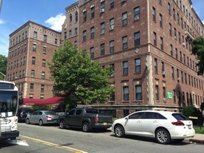 The Fairview in East Orange, NJ - Foto de edificio - Building Photo