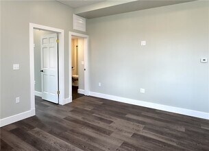 422 Walnut St, Unit 2 in Sewickley, PA - Foto de edificio - Building Photo