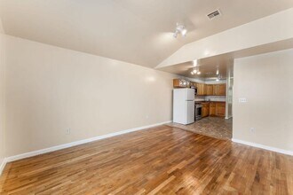 285 Claremont Ave in Jersey City, NJ - Building Photo - Building Photo