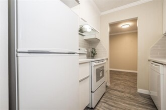 45744 Spadina Ave in Chilliwack, BC - Building Photo - Building Photo