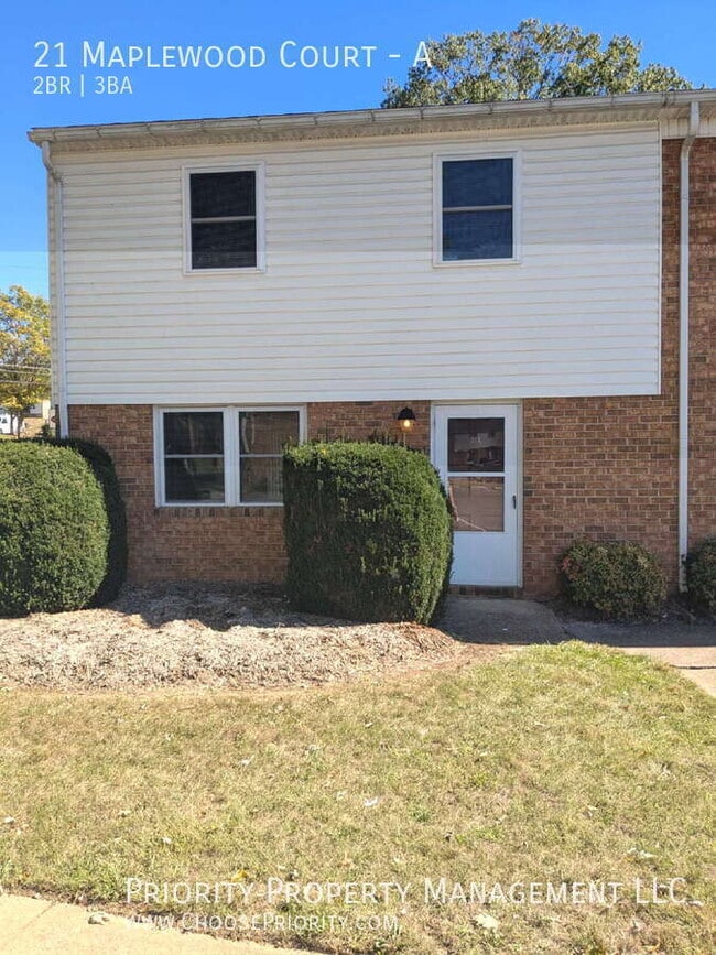 property at 21 Maplewood Ct