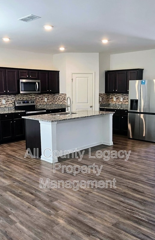 4421 Kendrick Cir in Loganville, GA - Foto de edificio - Building Photo