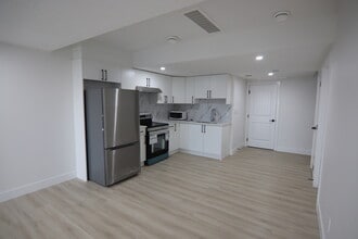 18224-18294 94 St NW in Edmonton, AB - Building Photo - Building Photo