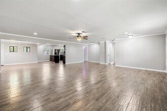 1803 Victoria Dr in Austin, TX - Building Photo - Building Photo
