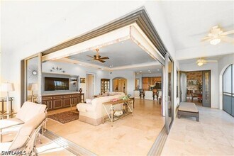 2538 Marquesa Royale Ln in Naples, FL - Building Photo - Building Photo