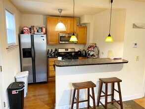 1736 W Altgeld St, Unit CH in Chicago, IL - Foto de edificio - Building Photo
