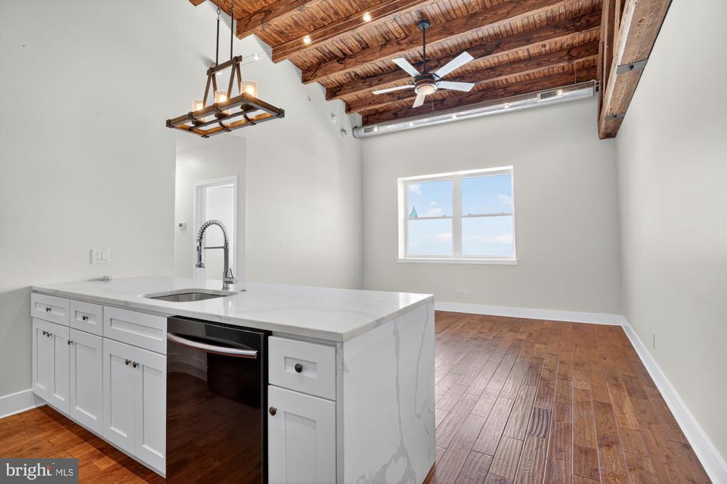 1420 E Susquehanna Ave in Philadelphia, PA - Building Photo