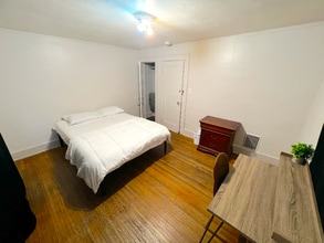 1040 S Plymouth Ave in Rochester, NY - Building Photo - Building Photo