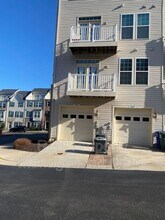 7305 Elkridge Crossing Way in Elkridge, MD - Building Photo - Building Photo
