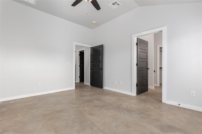 13324 Springcreek Dr in Oklahoma City, OK - Building Photo - Building Photo