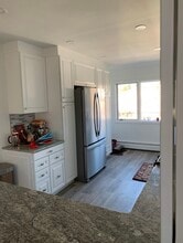 180 Lake Ave, Unit 2-topfloor in Tuckahoe, NY - Building Photo - Building Photo