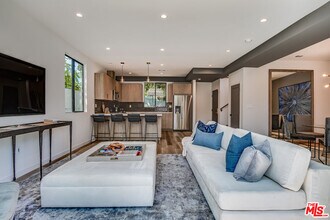 13028 Calvert St in Los Angeles, CA - Building Photo - Building Photo