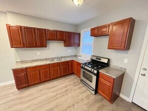 2631 E Preston St in Baltimore, MD - Building Photo - Building Photo