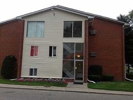 Pine Ridge Apartment * Please Call* in Clio, MI - Building Photo