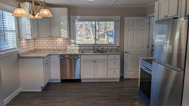 276 Franklin Rd in Waynesville, OH - Foto de edificio - Building Photo