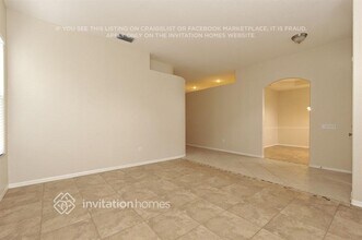 3828 Cold Creek Dr in Valrico, FL - Foto de edificio - Building Photo