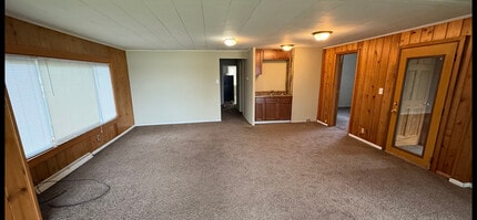 709 Lake Shore Dr in Wauconda, IL - Building Photo - Building Photo