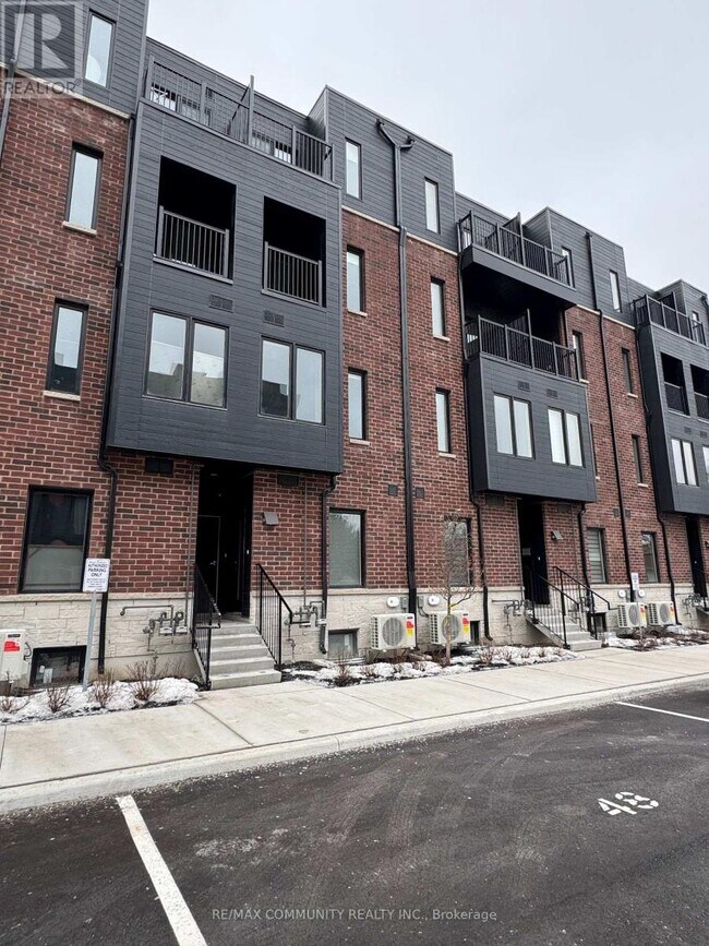 30 Calamint Ln. in Toronto, ON - Building Photo - Building Photo