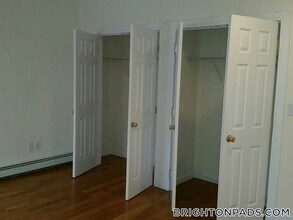 10 Selkirk Rd in Boston, MA - Building Photo - Building Photo