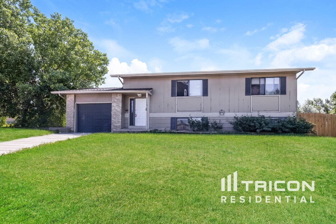 7175 Woodstock St in Colorado Springs, CO - Building Photo