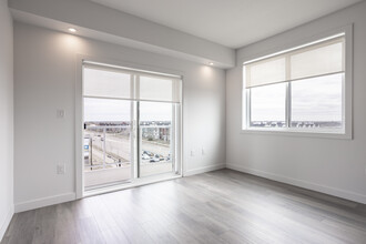 Heritage Flats in Edmonton, AB - Building Photo - Interior Photo