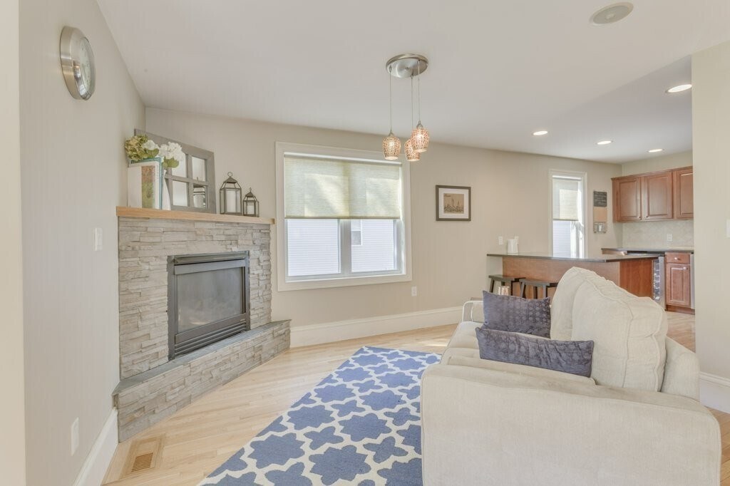 13 Downer Ct, Unit 13 in Boston, MA - Building Photo