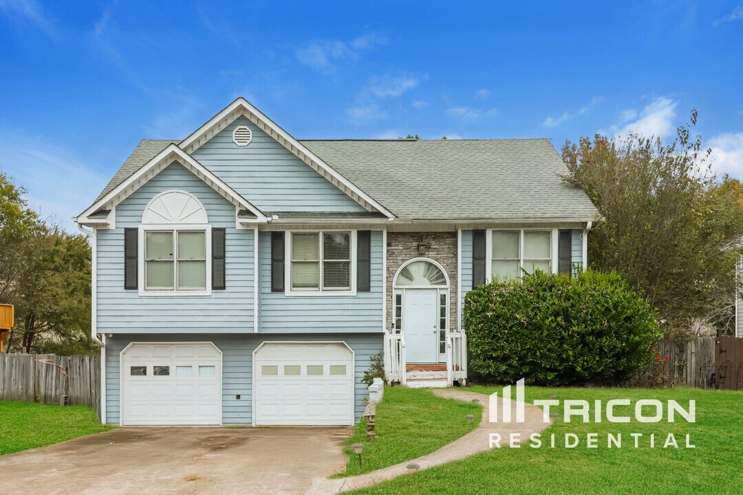 403 Bennett Farms Pl in Acworth, GA - Building Photo