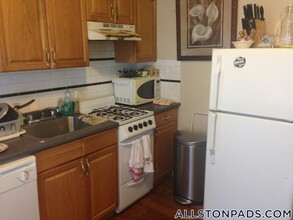 23 N Beacon St in Boston, MA - Building Photo - Building Photo