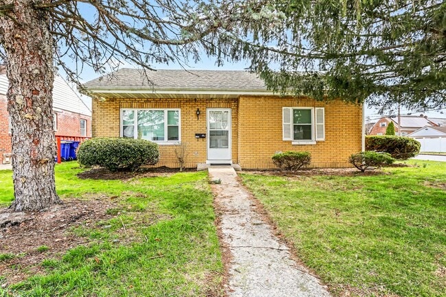 property at 3901 Kingsley Dr