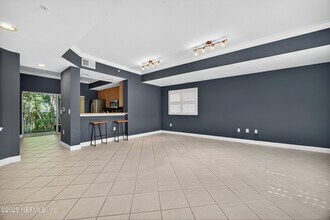 9745 Touchton Rd in Jacksonville, FL - Building Photo - Building Photo