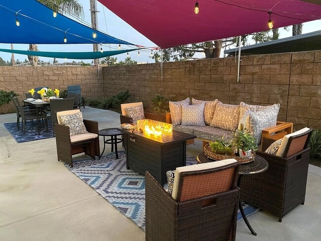 407 Swansea Gn in Escondido, CA - Building Photo - Building Photo