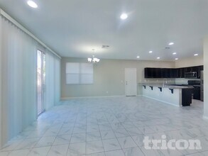 3360 W Hayduk Rd in Phoenix, AZ - Building Photo - Building Photo