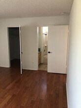 1131 Wilson E Ave, Unit 203 in Glendale, CA - Building Photo - Building Photo