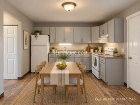 123 Munjoy S in Portland, ME - Building Photo