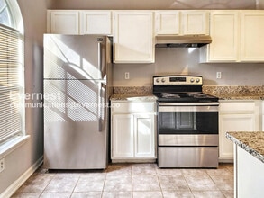 1942 Cornell Way in Morrow, GA - Building Photo - Building Photo