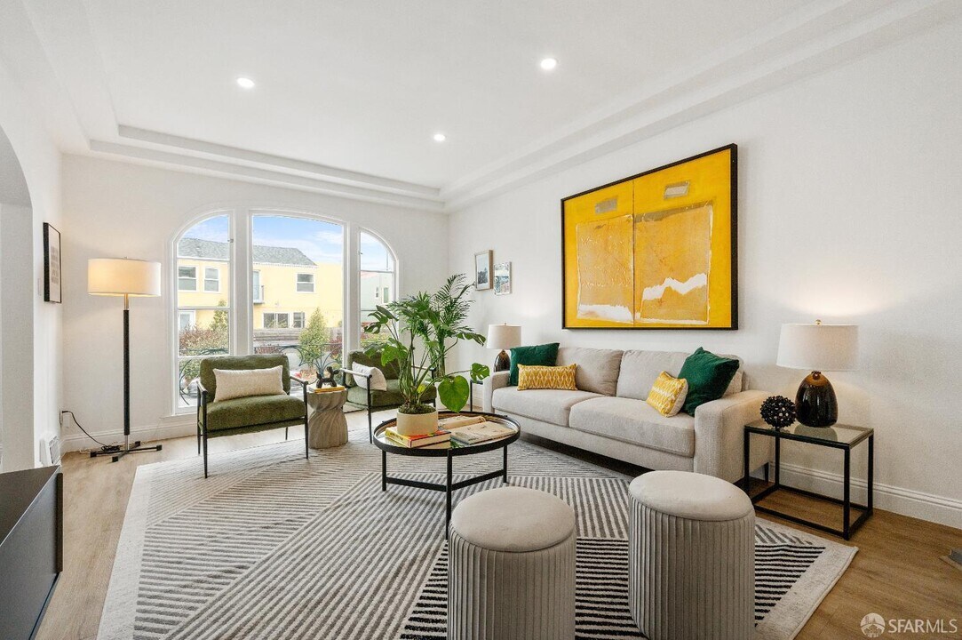 475 Justin Dr in San Francisco, CA - Building Photo