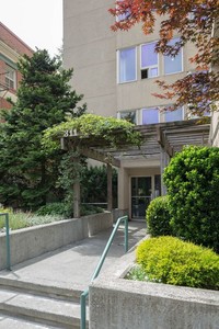 Capitol Hill Park in Seattle, WA - Foto de edificio - Building Photo