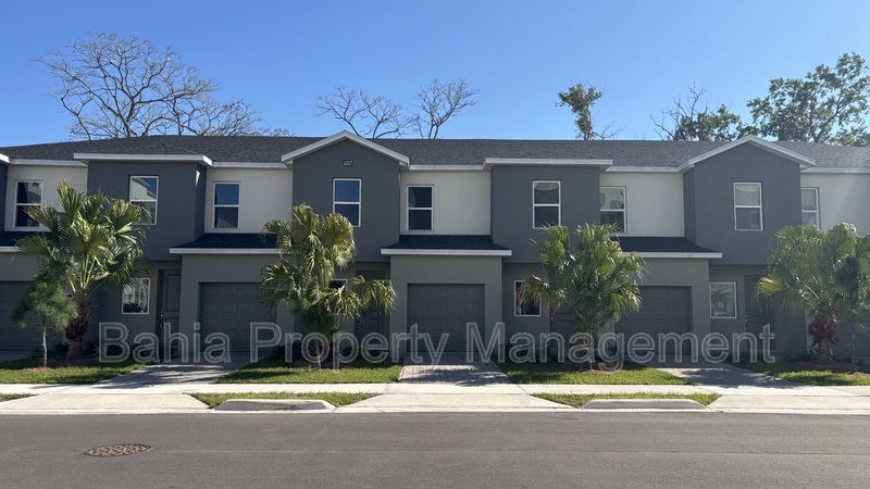 1217 Southstation Pl in Pine Castle, FL - Building Photo